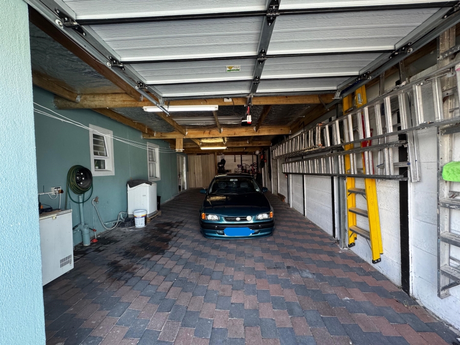 2 Bedroom Property for Sale in Gaylee Western Cape